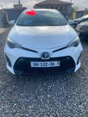 Toyota Corolla SE Special Edition 4dr Sedan (1.8L 4cyl CVT) 2017 White for sale