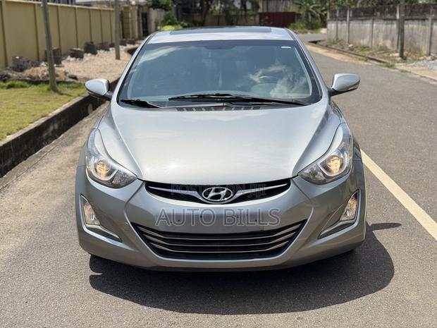 Hyundai Elantra Limited 4dr Sedan (1.8L 4cyl 6A) 2014 Silver