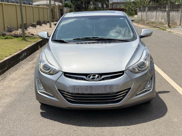 Hyundai Elantra Limited 4dr Sedan (1.8L 4cyl 6A) 2014 Silver