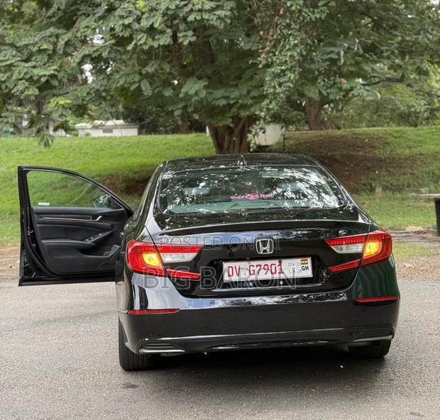Honda Accord EX (1.5L 4cyl Turbo CVT) 2019 Black