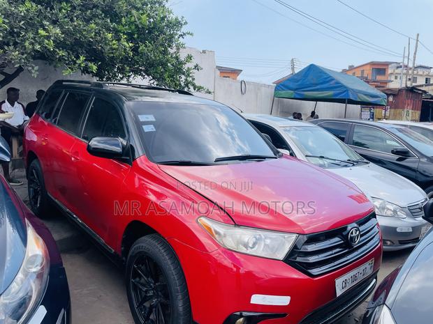 Toyota Highlander 2012 Red