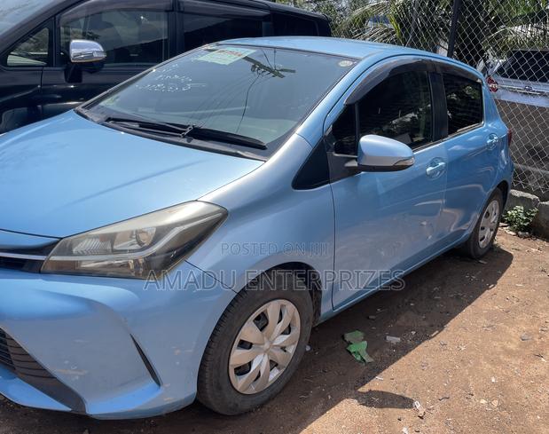 Toyota Vitz 1.3 FWD 5dr 2014 Blue
