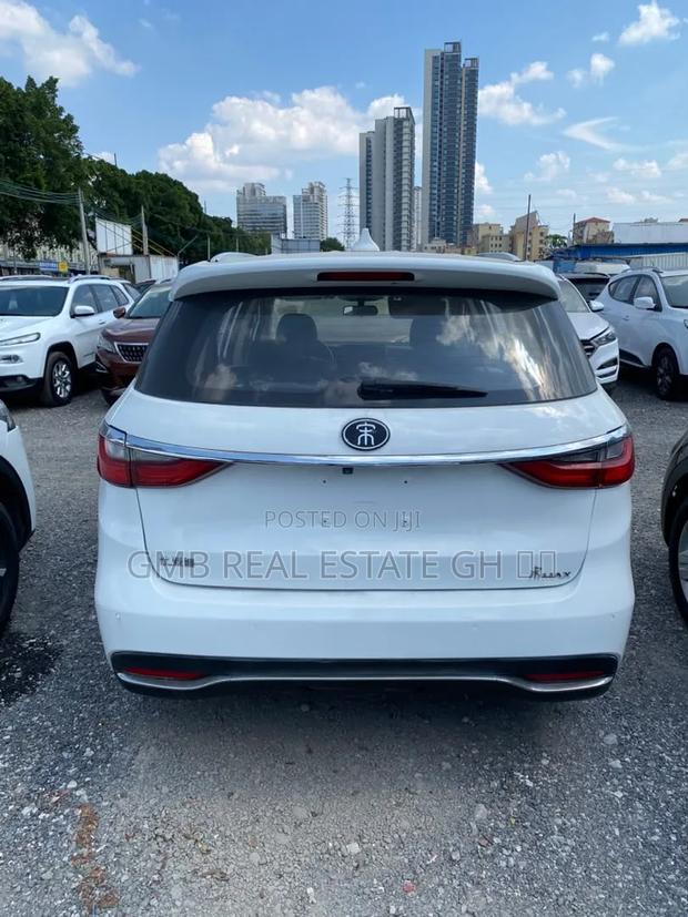 BYD Song Pro DM-i 2019 White