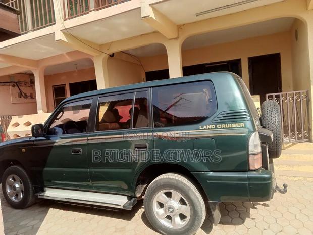 Toyota Land Cruiser Prado 3.0 TD 2001 Green
