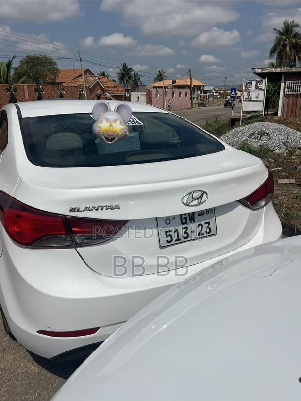 Hyundai Elantra 2013 White