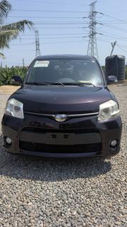 Toyota Sienta 1.5 AWD 2012 Brown for sale