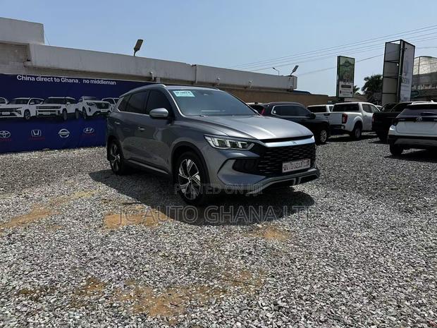 BYD Song Pro DM-i 2024 Gray