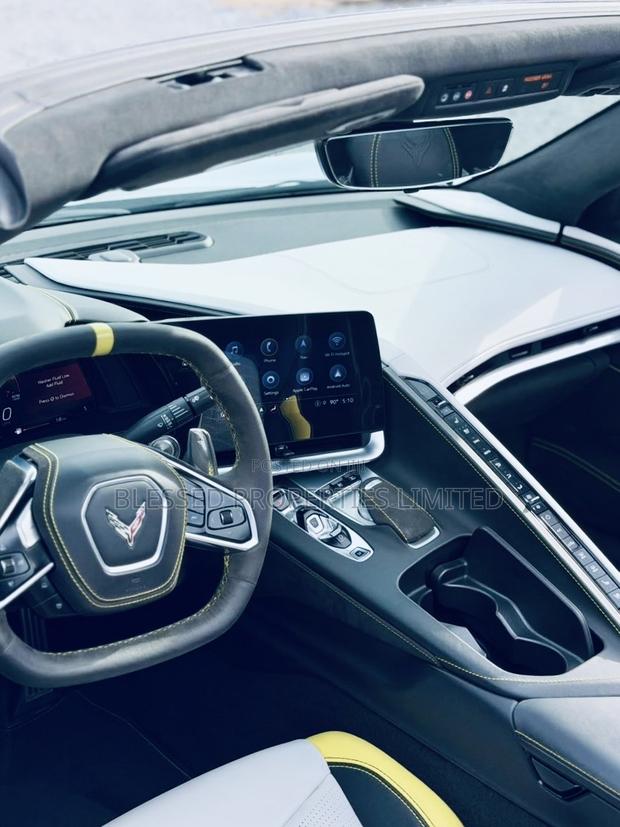 Chevrolet Corvette Stingray Convertible w/2LT 2023 White