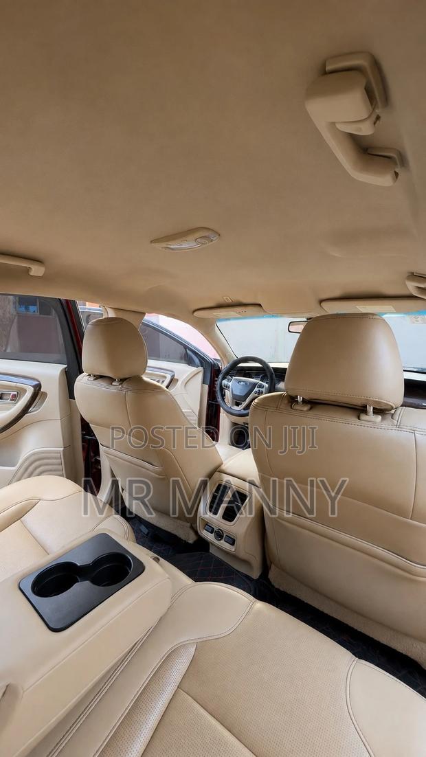 Ford Taurus 4dr Sedan 2016 Red
