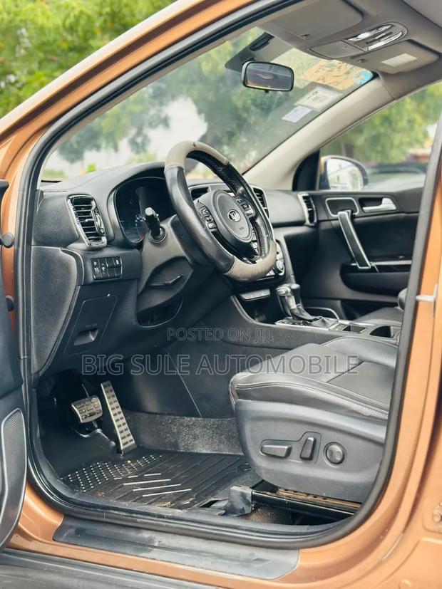 Kia Sportage EX 4dr SUV (2.4L 4cyl 6A) 2016 Yellow