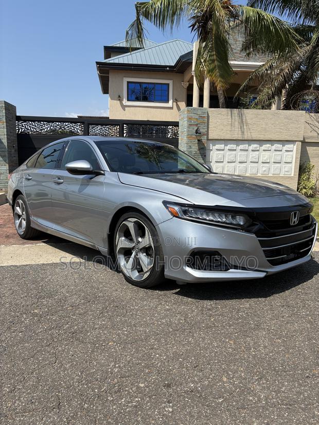 Honda Accord Sport (2.0L 4cyl Turbo 10A) 2019 Silver