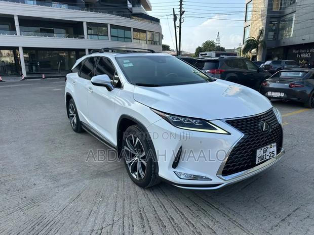 Lexus RX 2022 White