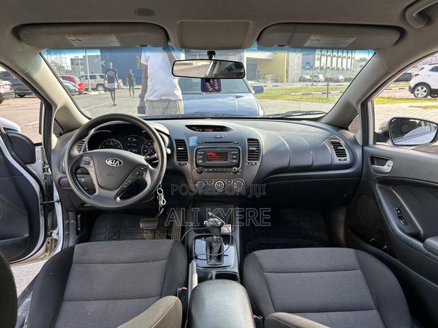 Kia Forte S Sedan 2017 Silver