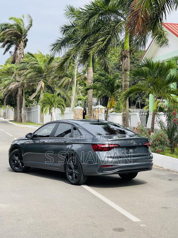 Volkswagen Jetta SEL Auto 2024 Gray