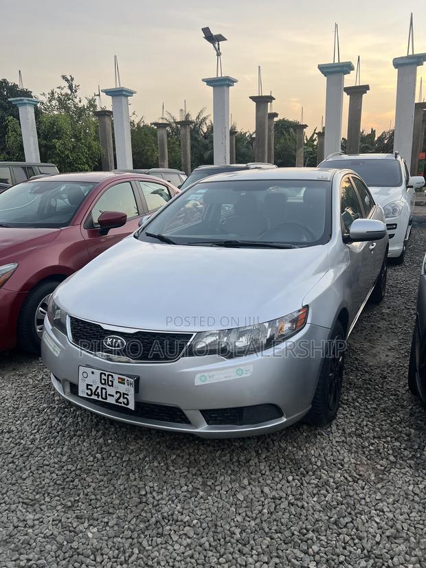 Kia Forte 2010 Silver