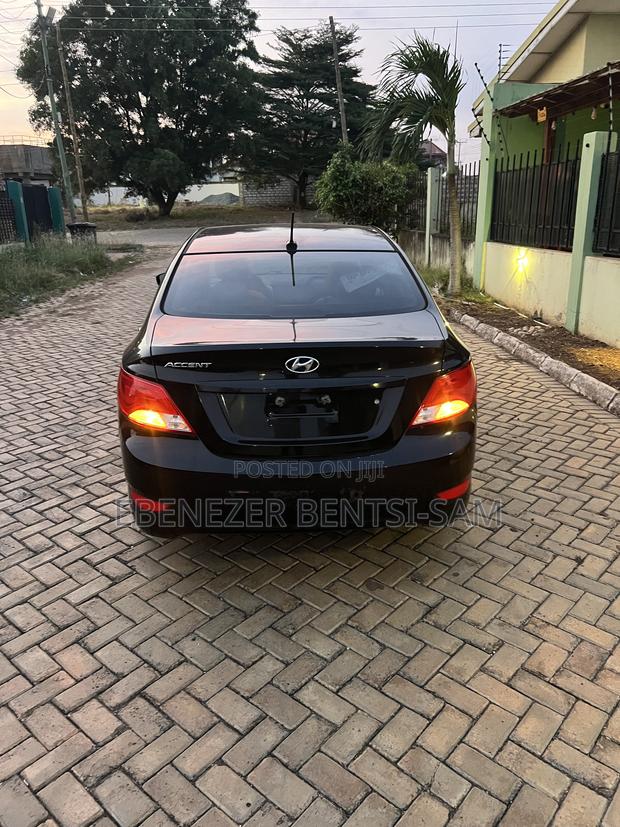 Hyundai Accent 2017 Black