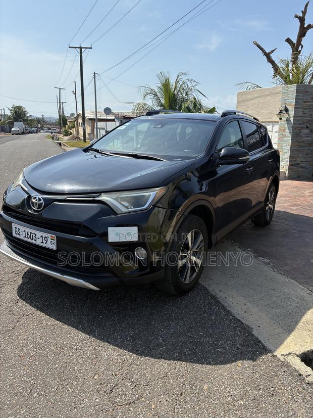 Toyota RAV4 XLE AWD (2.5L 4cyl 6A) 2017 Black