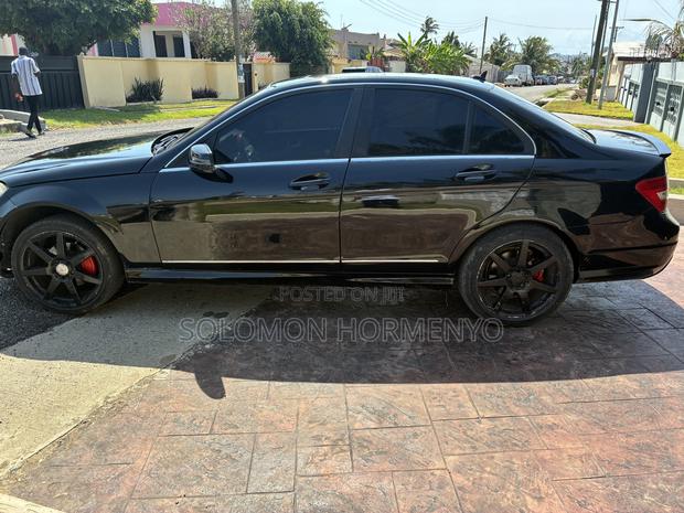 Mercedes-Benz C250 2014 Black