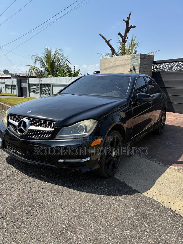 Mercedes-Benz C250 2014 Black