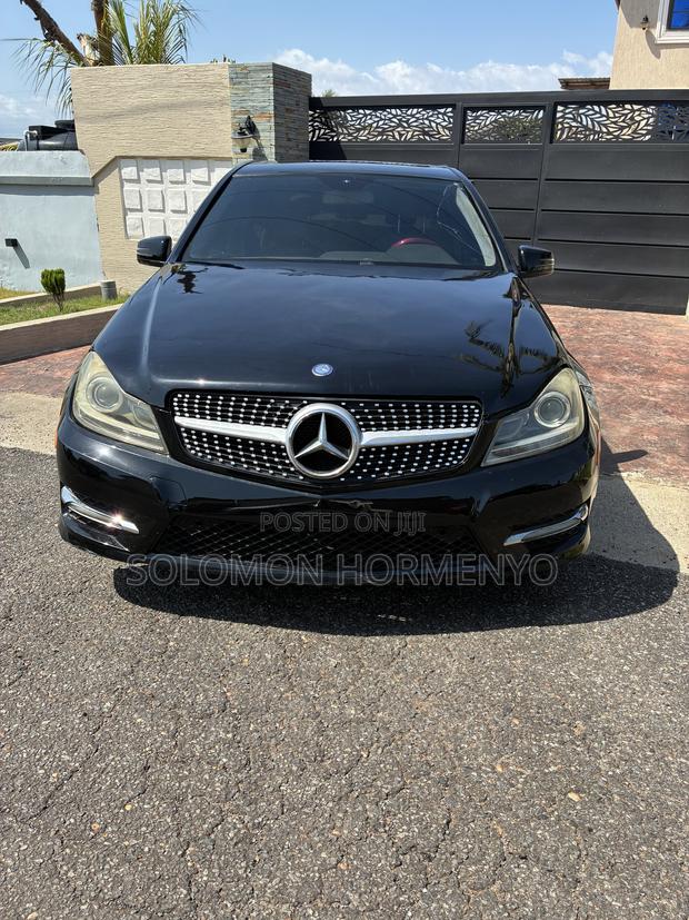 Mercedes-Benz C250 2014 Black