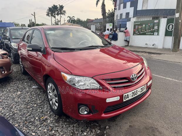 Toyota Corolla LE 4dr Sedan (1.8L 4cyl 4A) 2013 Red