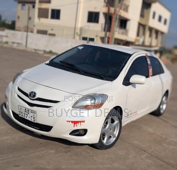 Toyota Yaris 2008 White