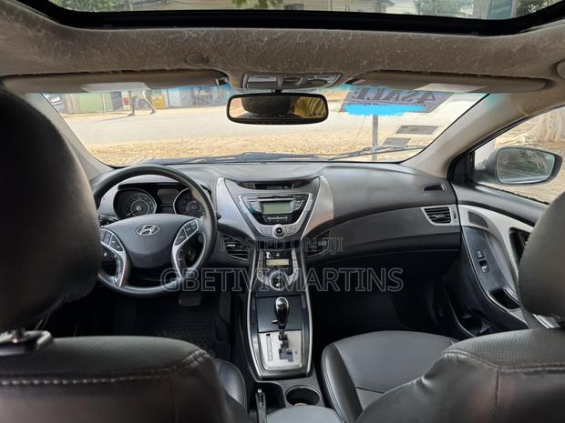 Hyundai Elantra 2013 White