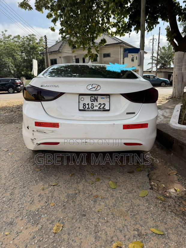 Hyundai Elantra 2013 White