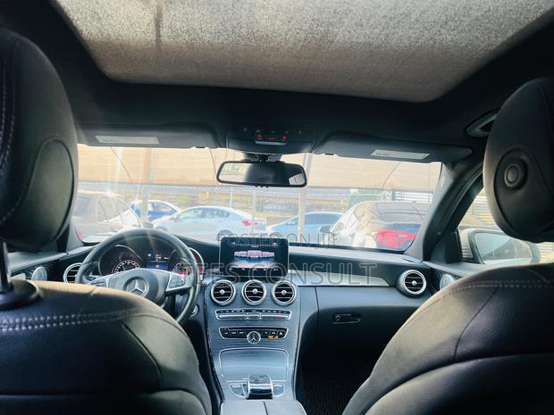 Mercedes-Benz C300 2017 Silver