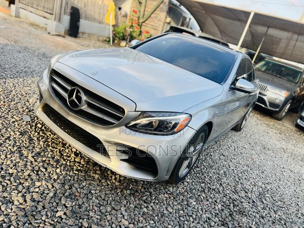 Mercedes-Benz C300 2017 Silver