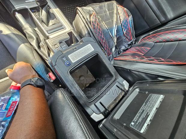 Toyota Land Cruiser Prado 2.8 2022 Black