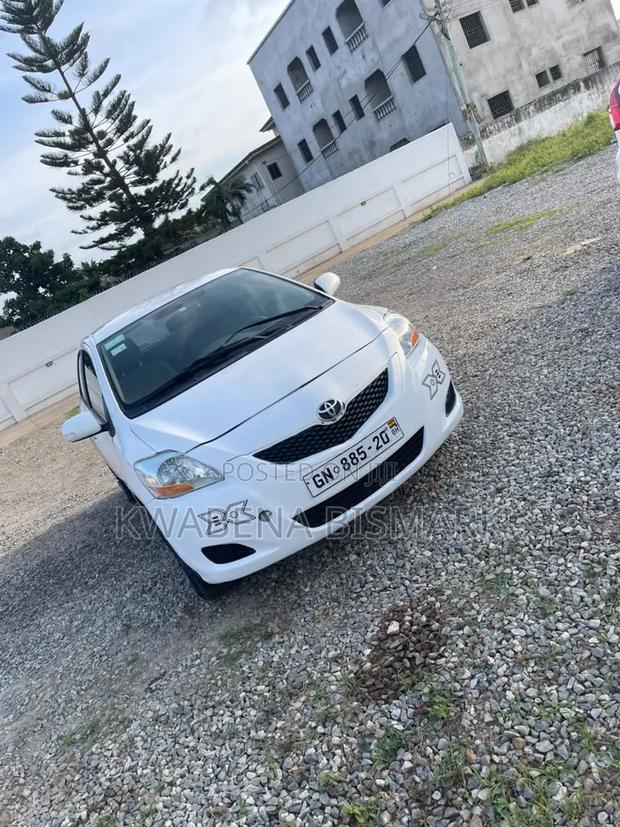 Toyota Belta 2010 White