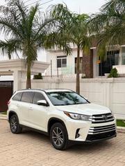 Toyota Highlander LE 2019 White for sale