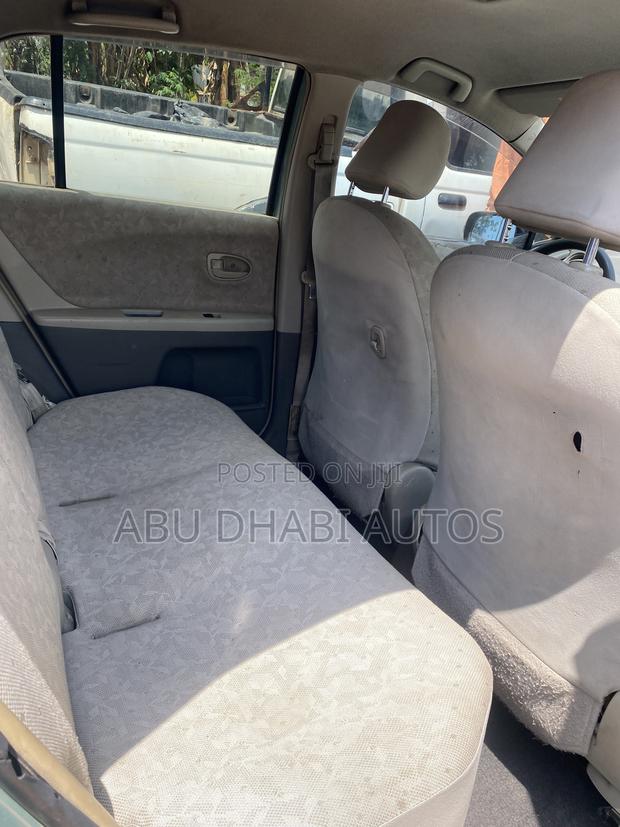 Toyota Vitz 1.3 AWD 5dr 2010