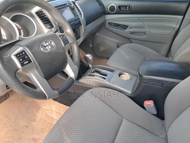 Toyota Tacoma Double Cab 4x2 PreRunner 2.7L 4-Cyl. 4-Speed Automatic