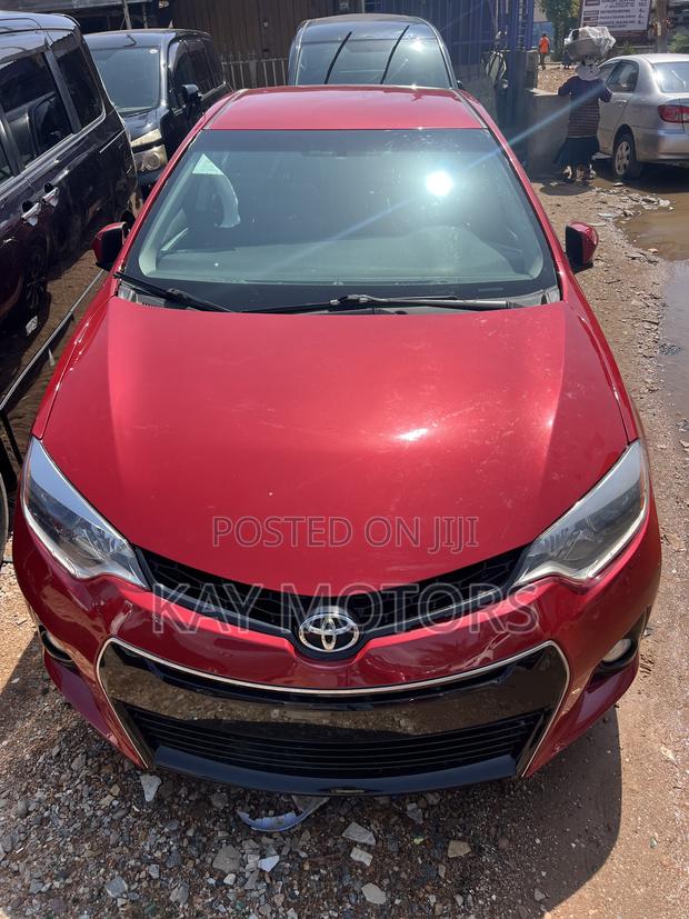 Toyota Corolla S 4dr Sedan (1.8L 4cyl CVT) 2016 Red