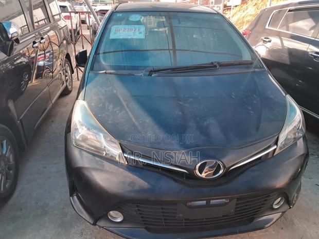 Toyota Vitz 1.3 AWD 5dr 2015 Black