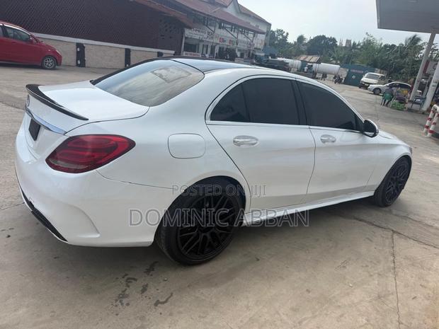 Mercedes-Benz C300 Base 4Matic Sedan AWD (2.0L 4cyl 7A) 2016 White