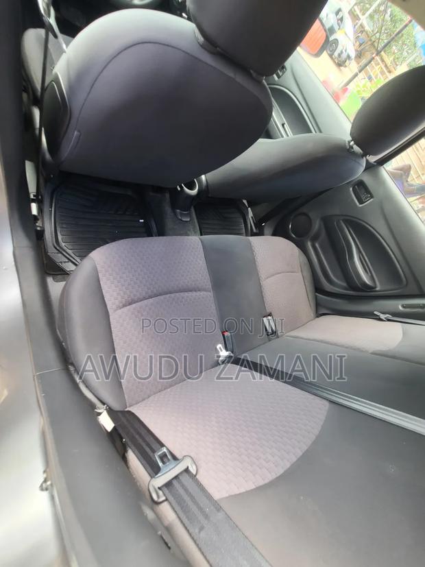 Mitsubishi Mirage ES 2017 Silver