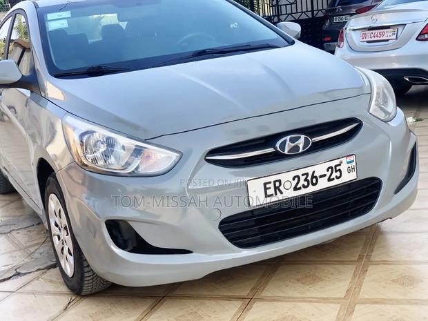 Hyundai Accent GLS 4dr Sedan (1.6L 4cyl 6A) 2014 Gray