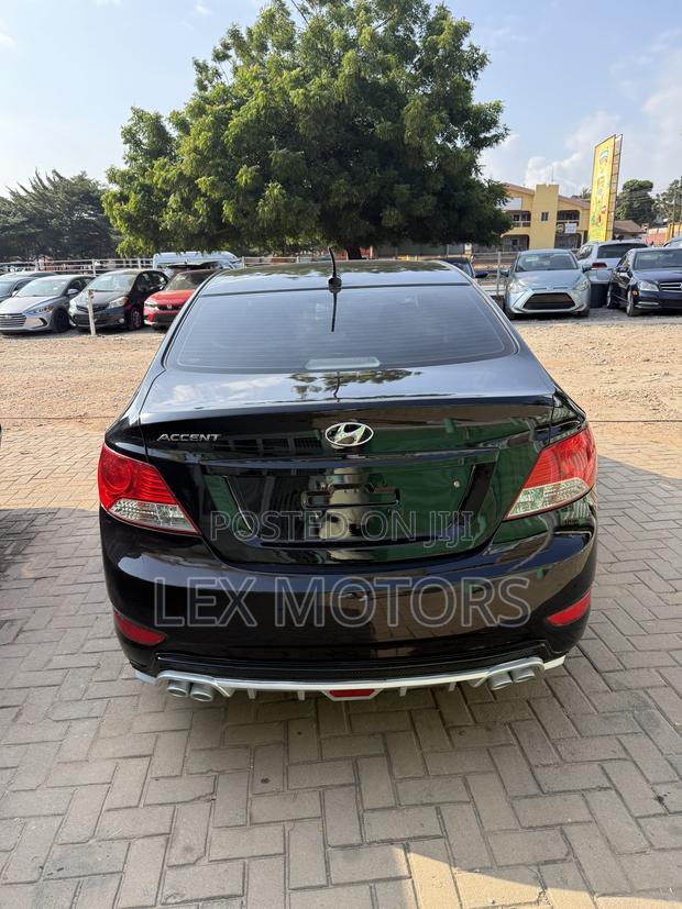 Hyundai Accent 2013 Black