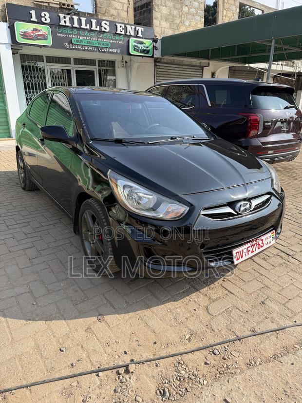 Hyundai Accent 2013 Black