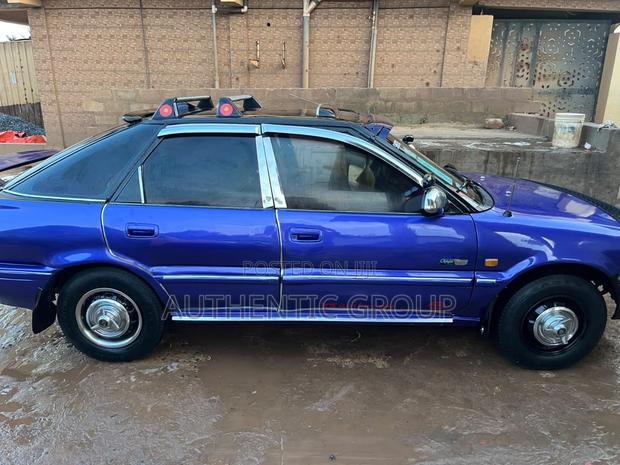 Toyota Corolla Hatchback 1994 Blue