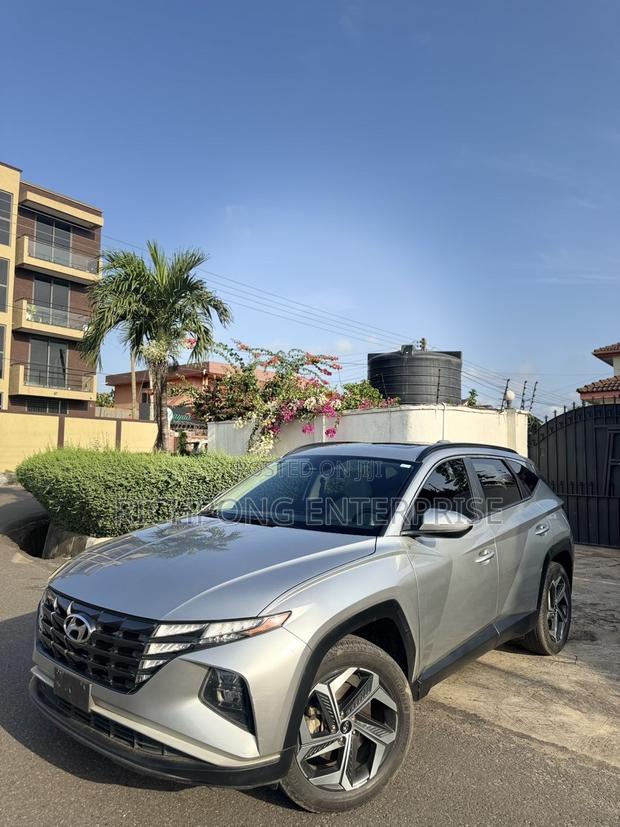 Hyundai Tucson SE 2023 Silver