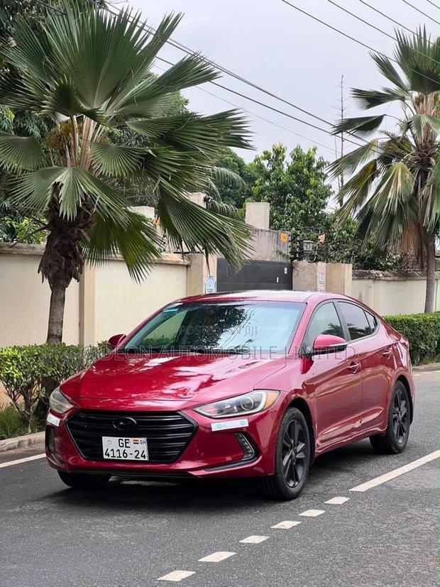 Hyundai Elantra Limited Sedan FWD (2.0L 4cyl 6A) 2017 Red