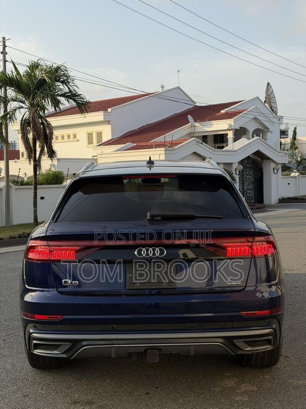 Audi Q8 55 Premium AWD quattro 2020 Blue