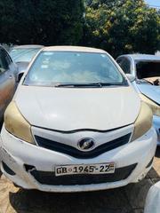 Toyota Vitz 2012 White for sale