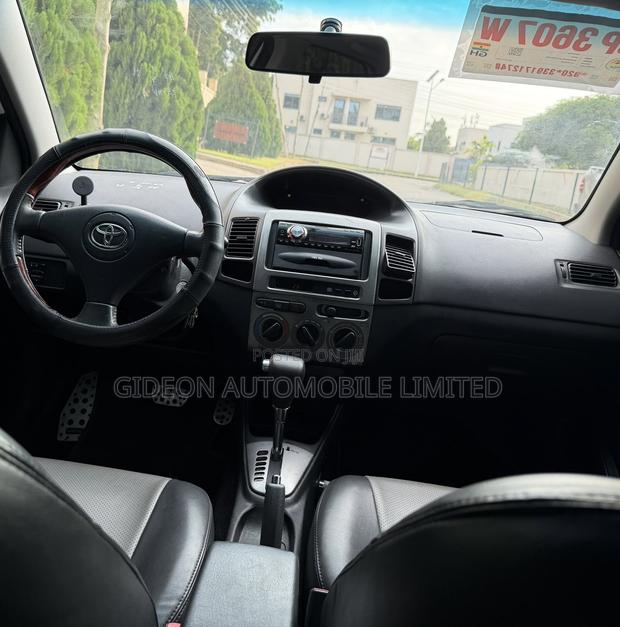 Toyota Vios 2010 White