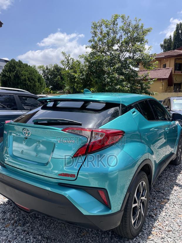 Toyota C-HR XLE FWD 2019 Green