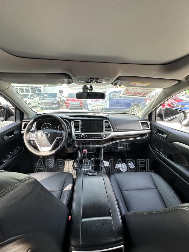Toyota Highlander 2017 Black
